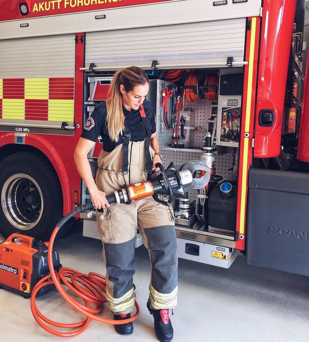 Hot Stuff The Most Beautiful Female Firefighter Gunn Narten 2024