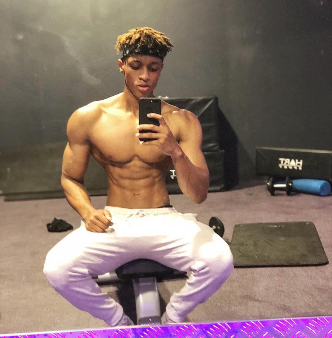 The 19-year-old shocked Instagram with his incredibly well-proportioned ...