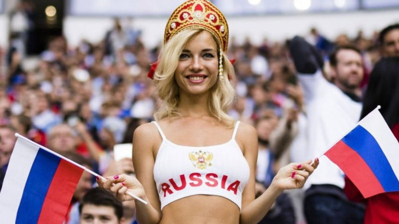 Hottest female football fans from FIFA World Cup 2018 | 2023