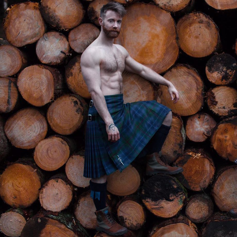 Kilted YouTube sensation changes the world of yoga | 2024