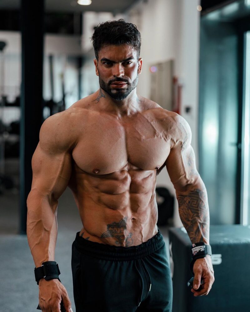 Diced Up Fitness Model Sergi Constance Talks With Simplyshreddedcom   SimplyShreddedcom